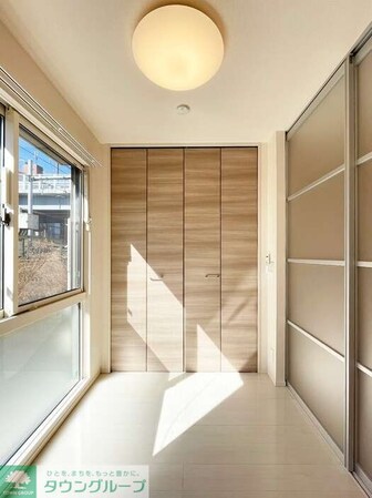 パーシモンIIIの物件内観写真